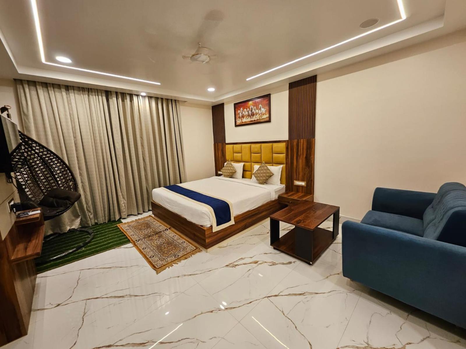 Hotel Maa Laxmi Palace Deoghar Ngoại thất bức ảnh