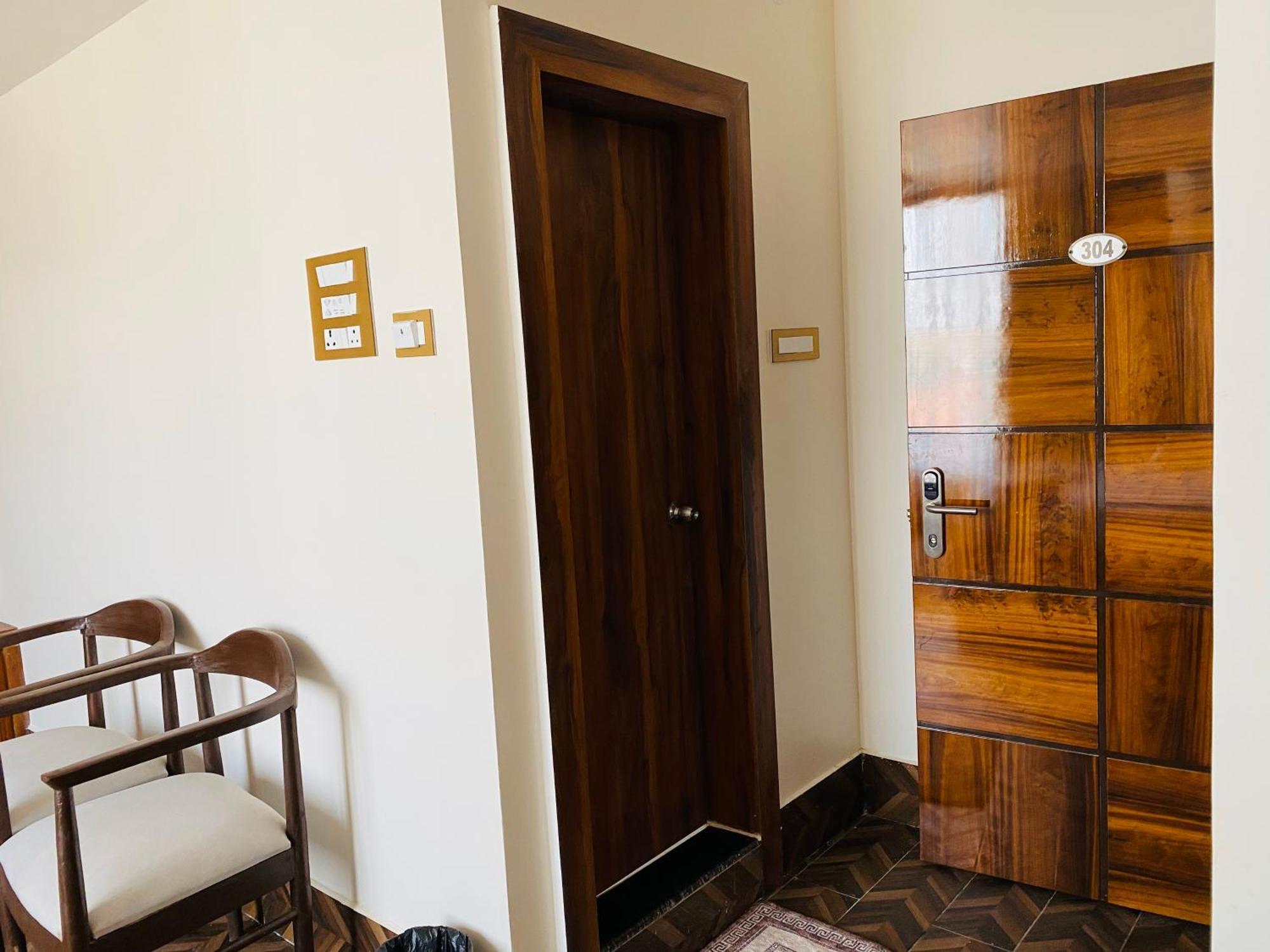 Hotel Maa Laxmi Palace Deoghar Ngoại thất bức ảnh