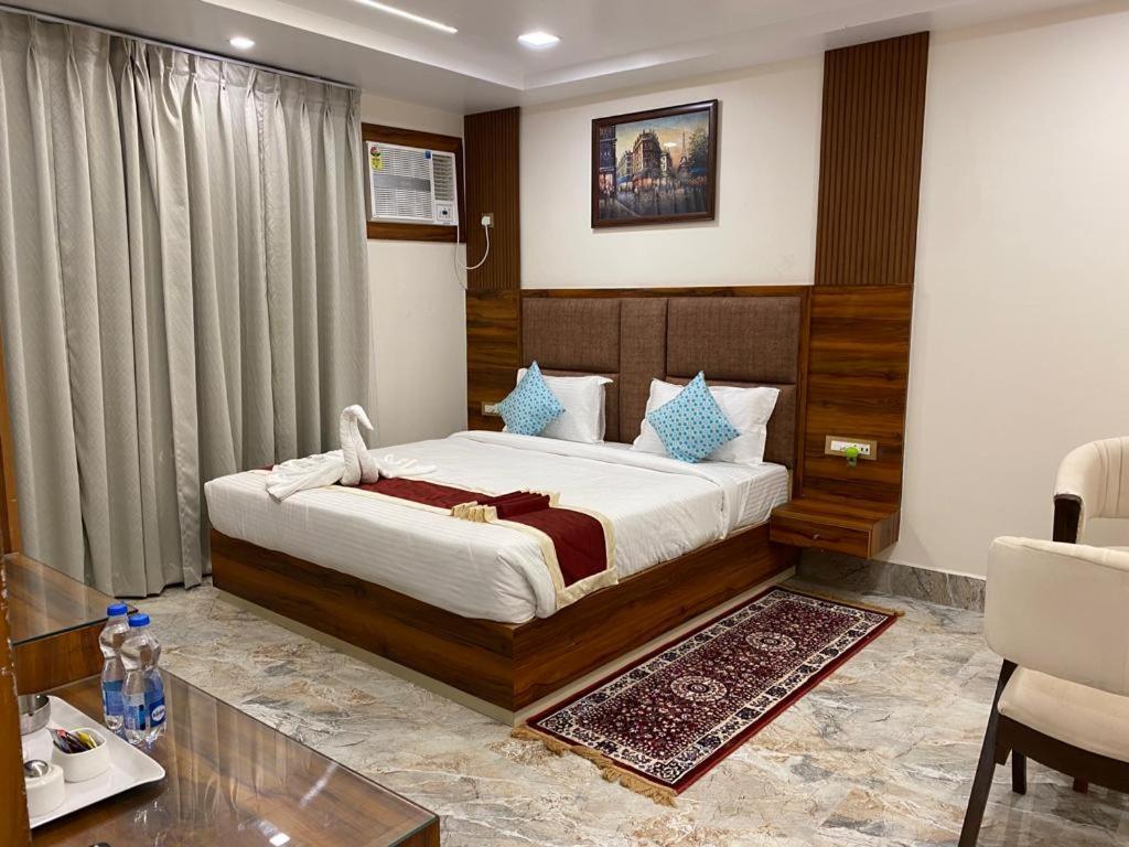Hotel Maa Laxmi Palace Deoghar Ngoại thất bức ảnh